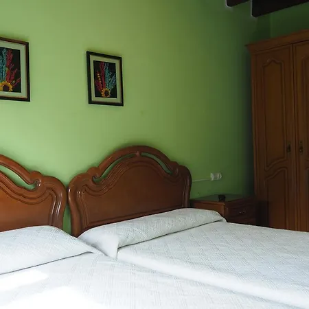 La Vega Y Casa Cardin Hotel La Vega de los Caseros