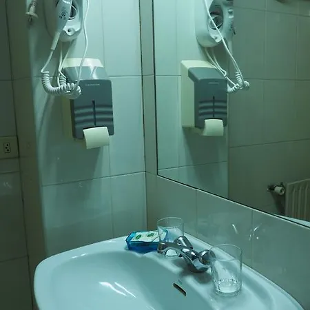 La Vega Y Casa Cardin